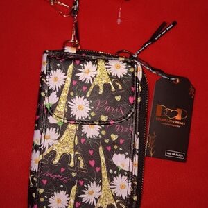 Love Love Paris Black and Gold Wristlet